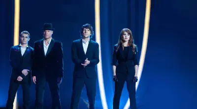 اکنون مرا می بینی